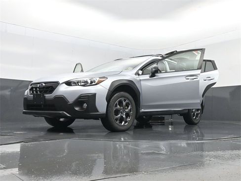 Used 2022 Subaru Crosstrek 2.5i Sport w/ Moonroof Package image 33