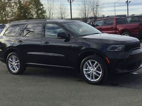 New 2026 Dodge Durango GT image 2