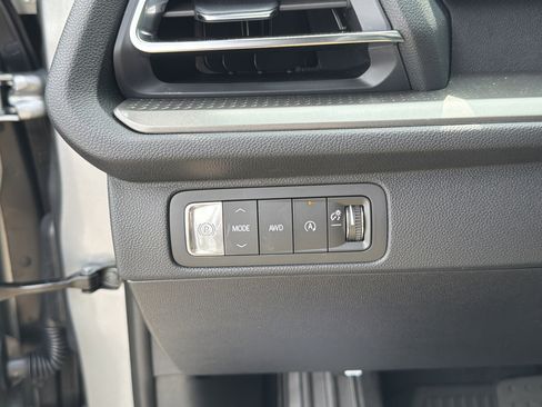 New 2026 Chevrolet Traverse RS AWD/4WD image 16