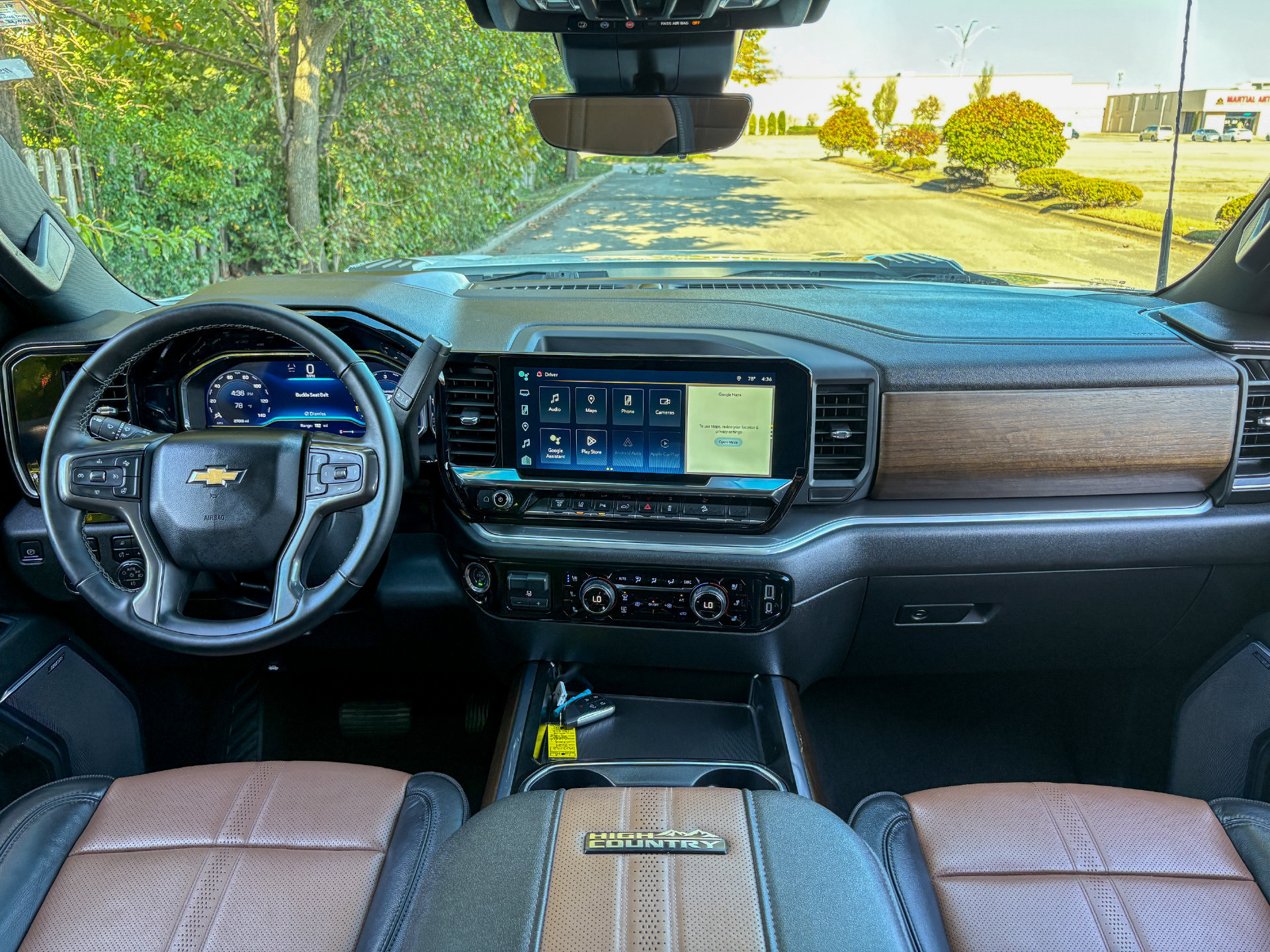 Used 2024 Chevrolet Silverado 2500 High Country w/ Technology Package AWD/4WD image 29