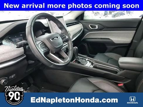 Used 2022 Jeep Compass Latitude w/ Sun and Sound Group image 9