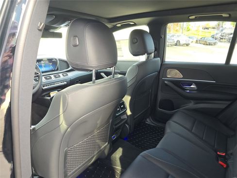 Used 2025 Mercedes-Benz GLE 350 4MATIC image 18