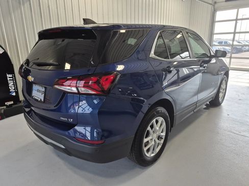 Used 2023 Chevrolet Equinox LT AWD/4WD image 3
