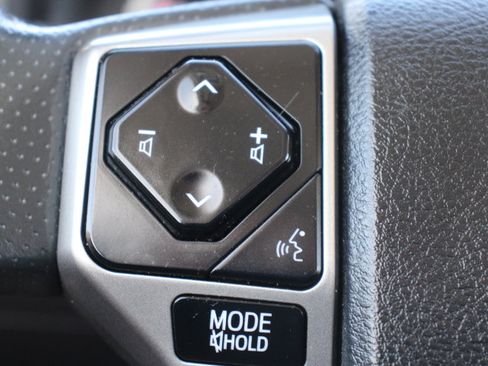 Certified 2022 Toyota 4Runner Limited AWD/4WD image 28