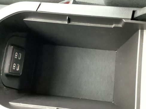 Used 2022 Toyota RAV4 XLE image 52