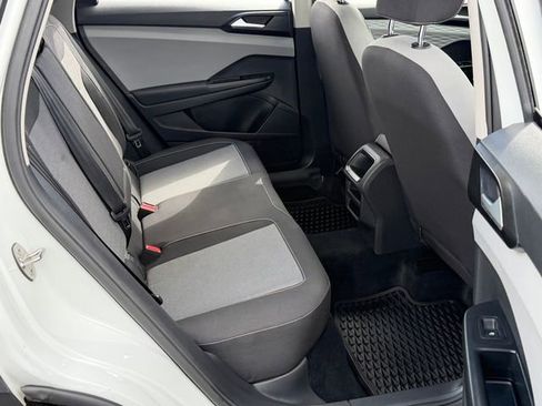 Used 2022 Volkswagen Taos S FWD image 24