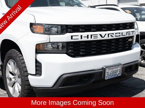 Used 2022 Chevrolet Silverado 1500 Custom w/ Safety Confidence Package RWD image 6