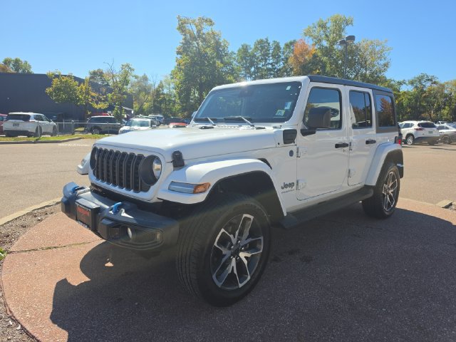 Used 2024 Jeep Wrangler Unlimited AWD/4WD image 1