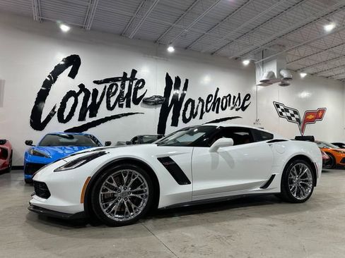Used 2016 Chevrolet Corvette Z06 w/ 3LZ Preferred Equipment Group image 1