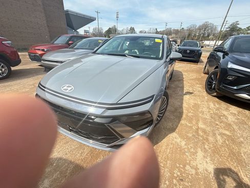 Used 2025 Hyundai Sonata SEL image 8