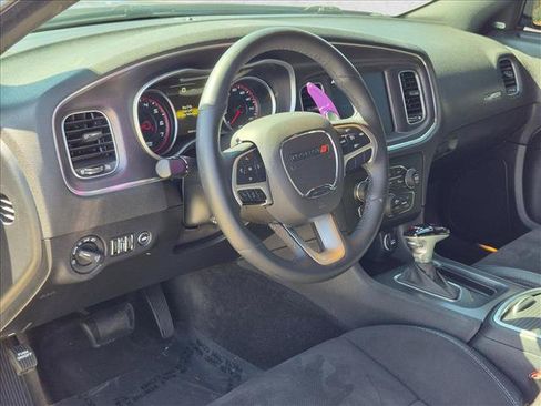 Used 2016 Dodge Charger R/T RWD image 9