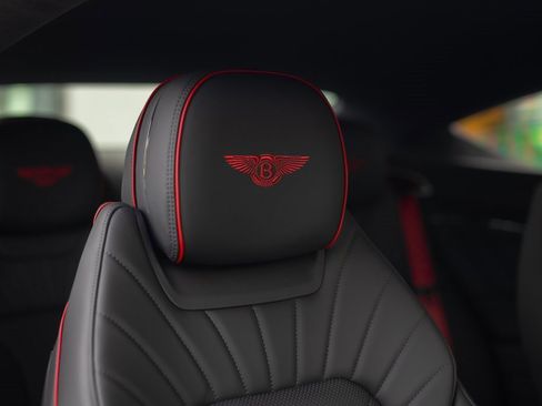 Used 2024 Bentley Continental GT image 38