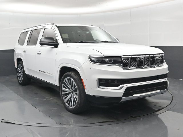 Used 2023 Jeep Grand Wagoneer Series III AWD/4WD image 1