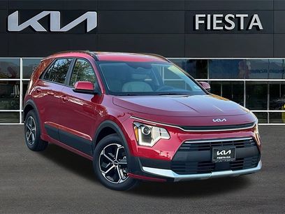 New 2025 Kia Niro EX
