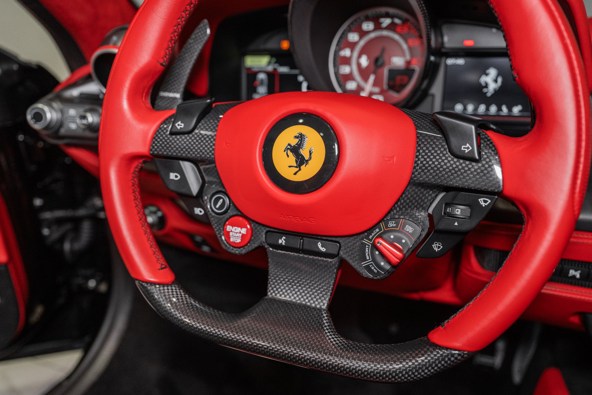 Used 2021 Ferrari F8 Tributo RWD image 45