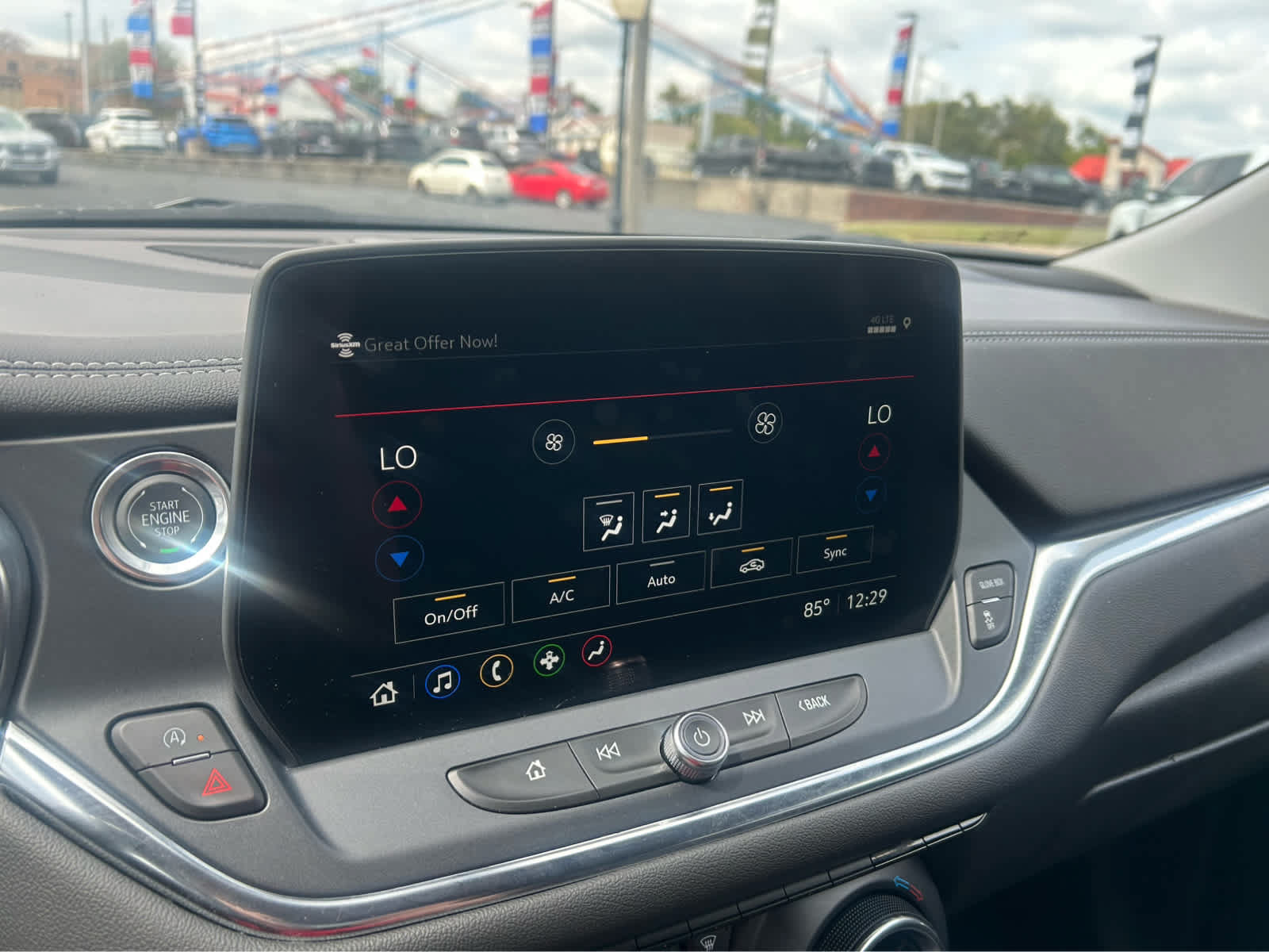 Used 2025 Chevrolet Blazer LT FWD image 32