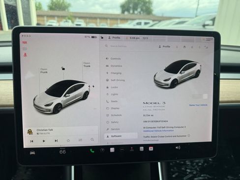 Used 2018 Tesla Model 3 Long Range AWD/4WD image 16