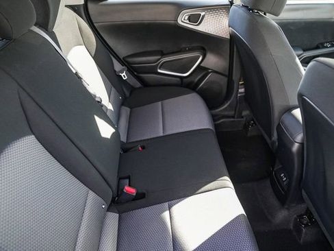 Certified 2025 Kia Soul S image 18