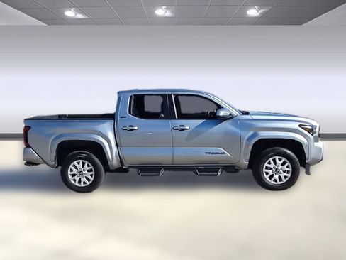 Used 2024 Toyota Tacoma SR5 image 8