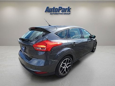 Certified 2018 Ford Focus SEL FWD image 8