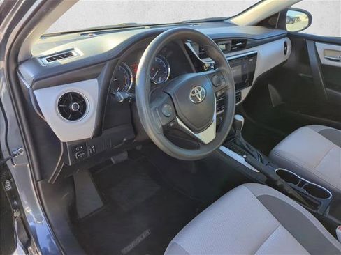 Used 2017 Toyota Corolla L image 11