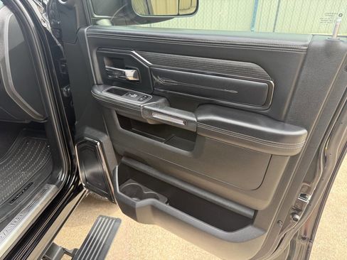 Used 2022 RAM 2500 Limited image 27