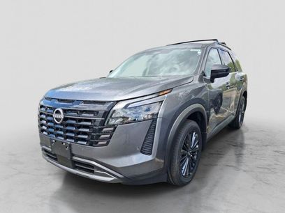 New 2026 Nissan Pathfinder SL w/ SL Premium Package