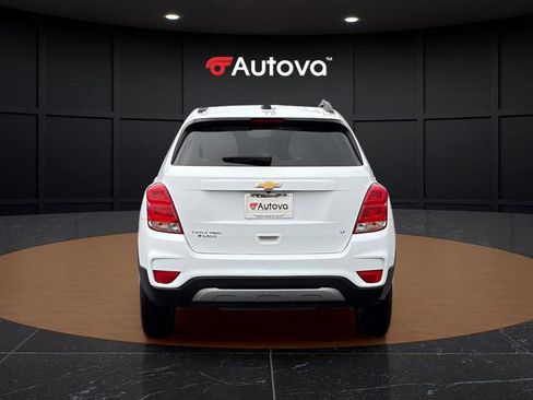 Used 2019 Chevrolet Trax LT w/ LT Convenience Package AWD/4WD image 4