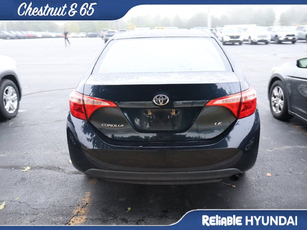 Used 2019 Toyota Corolla LE FWD image 18