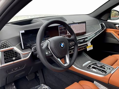 New 2026 BMW X5 xDrive50e w/ Premium Package AWD/4WD image 7