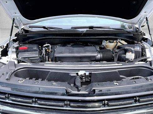 Used 2021 Chevrolet Suburban RST AWD/4WD image 11