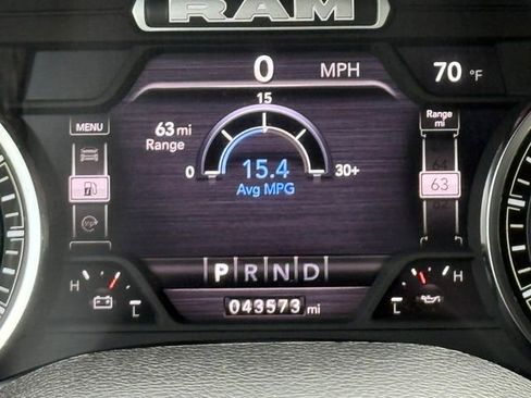 Used 2024 RAM 1500 Laramie AWD/4WD image 32