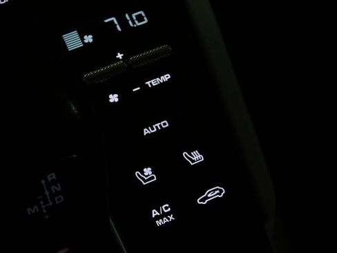 Used 2021 Porsche Cayenne GTS image 66