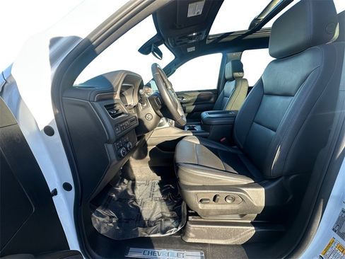 Used 2022 Chevrolet Tahoe LT image 9