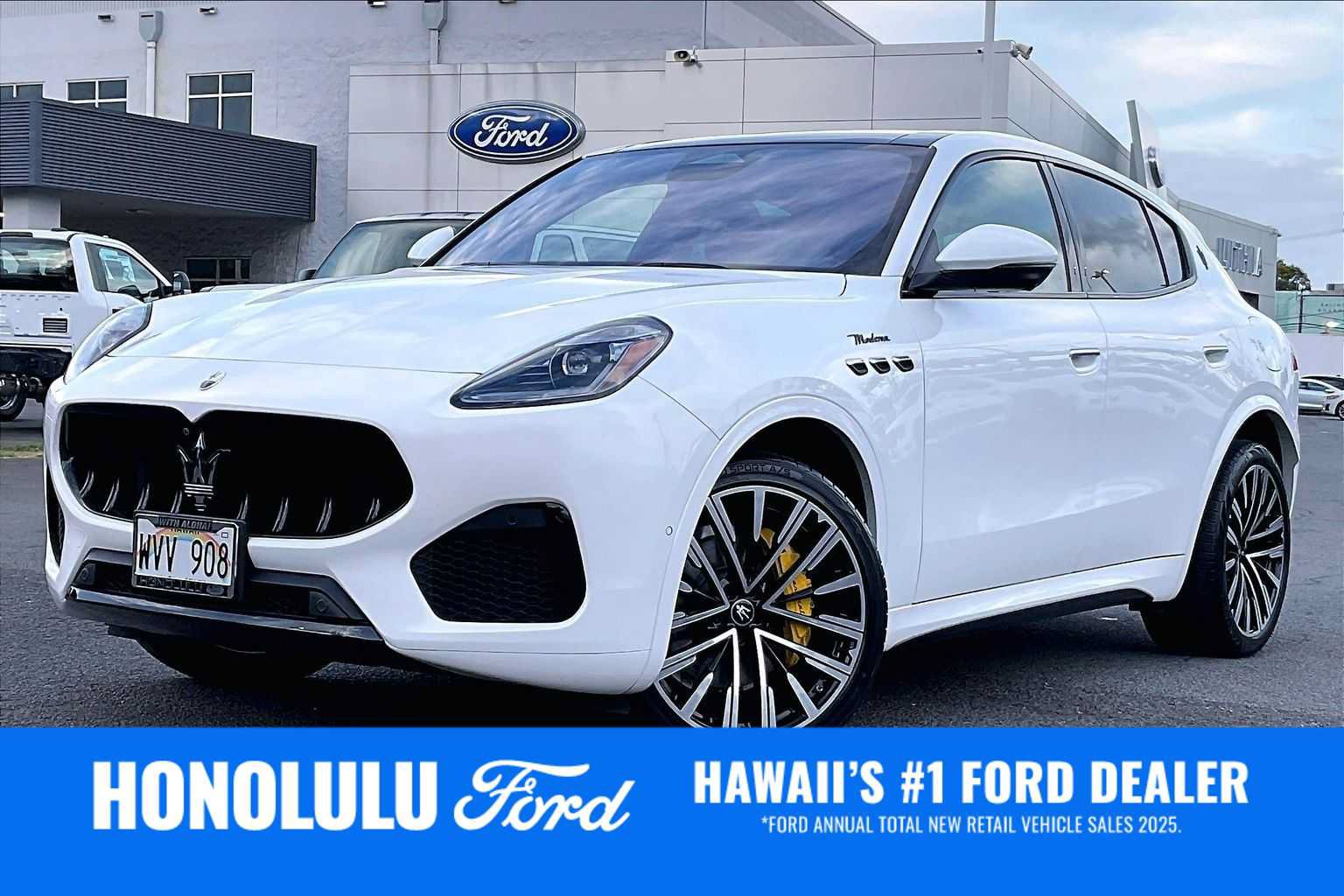 Used 2023 Maserati Grecale Modena AWD/4WD image 1
