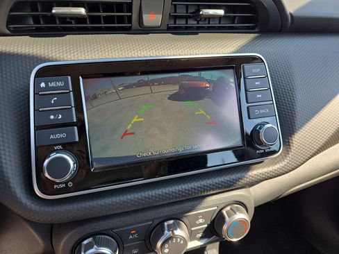 New 2025 Nissan Kicks Play S image 24