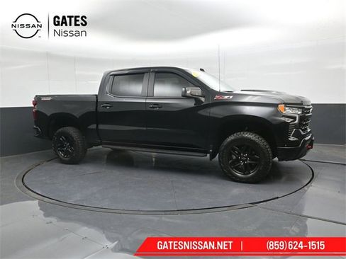 Used 2024 Chevrolet Silverado 1500 LT Trail Boss w/ Convenience Package II image 1