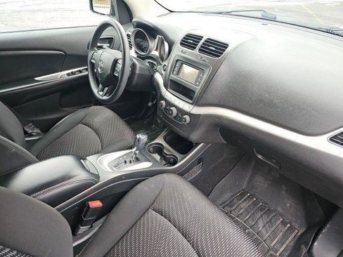 Used 2015 Dodge Journey SXT w/ Flexible Seating Group image 14