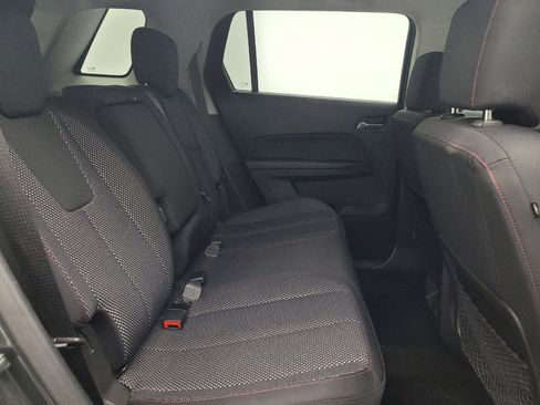 Used 2017 GMC Terrain SLE FWD image 19