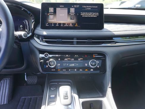 Used 2025 INFINITI QX60 Autograph w/ Cargo Package AWD/4WD image 17