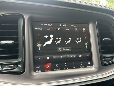 Used 2021 Dodge Challenger R/T Scat Pack RWD image 17
