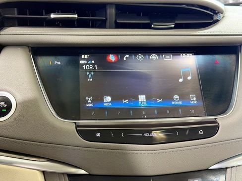 Used 2018 Cadillac XT5 Luxury AWD/4WD image 15