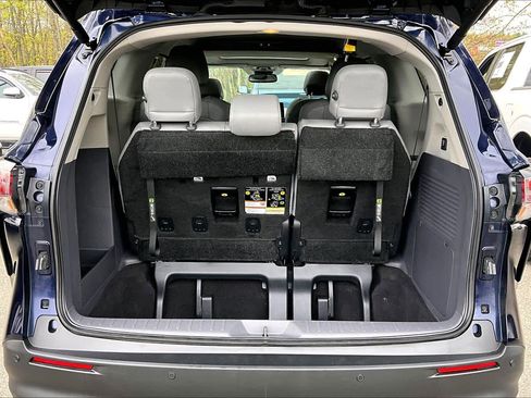 Certified 2024 Toyota Sienna XLE w/ XLE Plus Package AWD/4WD image 31