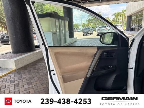 Used 2013 Toyota RAV4 XLE FWD image 14