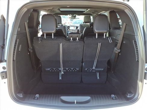 New 2026 Chrysler Pacifica Select image 12