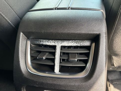 Used 2025 Chevrolet Blazer LT image 23