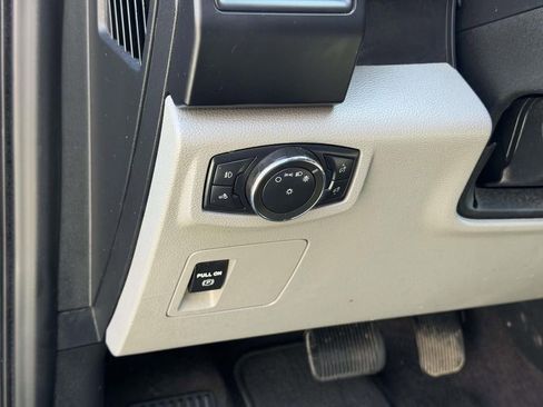 Used 2020 Ford F150 XL w/ Equipment Group 101A Mid AWD/4WD image 17