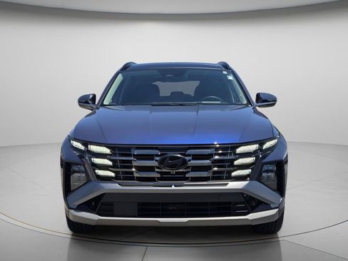 Used 2025 Hyundai Tucson Limited FWD image 5