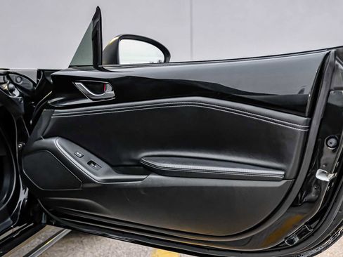 Used 2022 MAZDA MX-5 Miata Grand Touring image 36