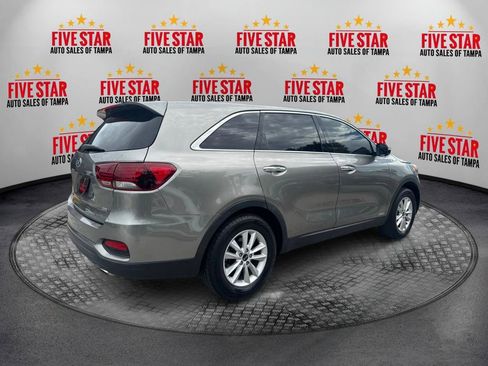 Used 2019 Kia Sorento AWD image 7